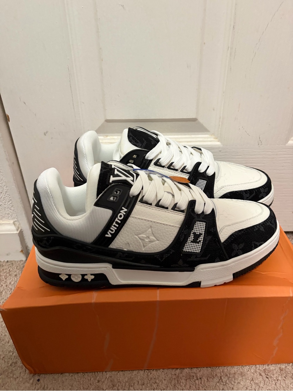 Black and White Men's Low-Top Sneakers